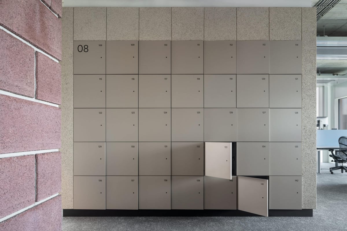 Adastra, realizace Lockers, pohled 2
