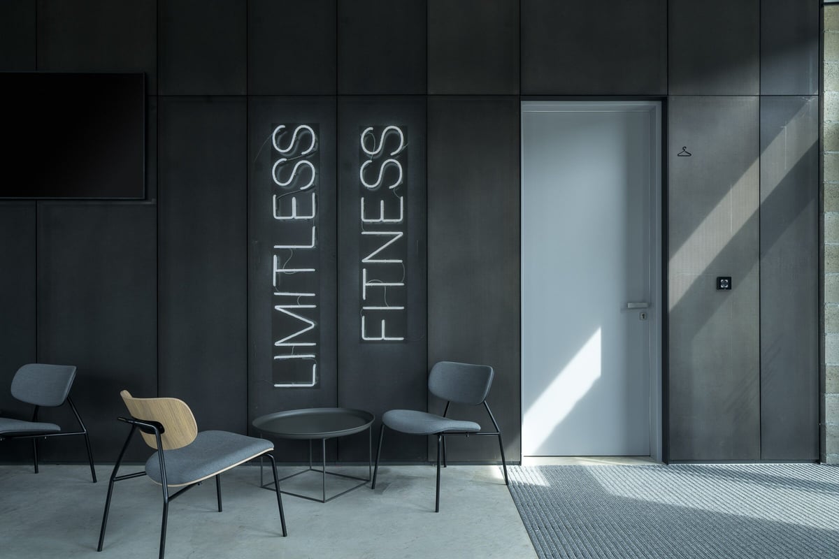 Fitness, realizace Lockers, pohled 1