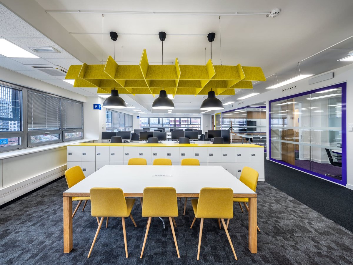 Tesco, realizace Lockers, pohled 3