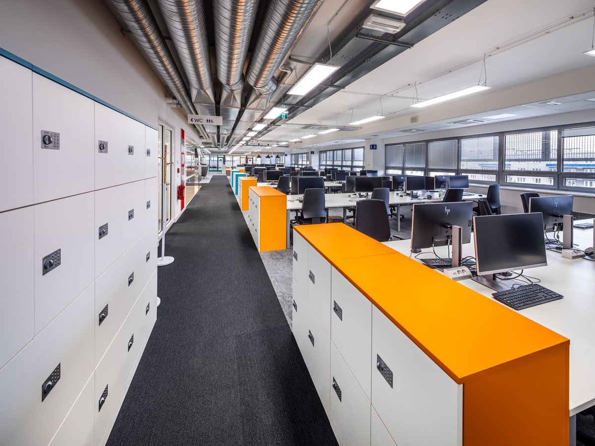 Tesco, realizace Lockers, pohled 5