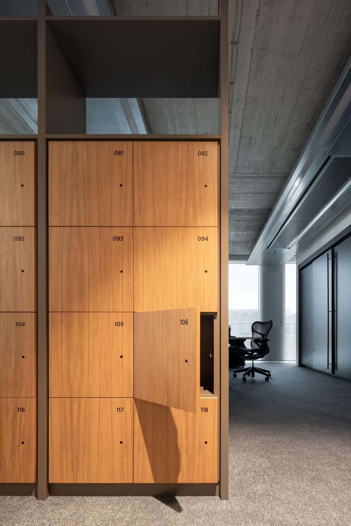 Adastra, realizace Lockers, pohled 8